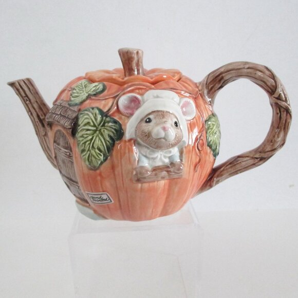 Fitz and Floyd Figural Teapot Mouse in a Pumpkin Cottage - Picture 1 of 10